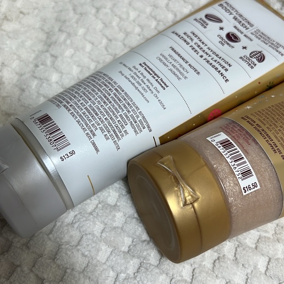 Bath and Body Works Holiday Winter Peach Marshmallow Bundle - Picture 3 of 3